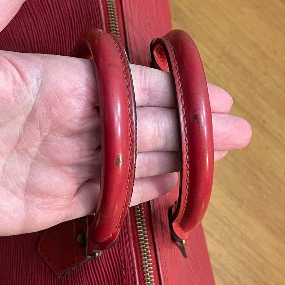 Louis Vuitton Red Epi Speedy 25 Leather Satchel - Picture 10 of 16